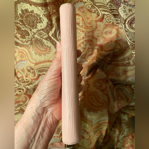 EPI Leather Zippy Wallet by Louis Vuitton - Picture 13 of 13